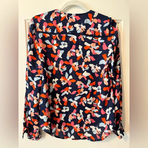 NWT Draper James Silk Floral Print Blouse Size 4 - Picture 2 of 11